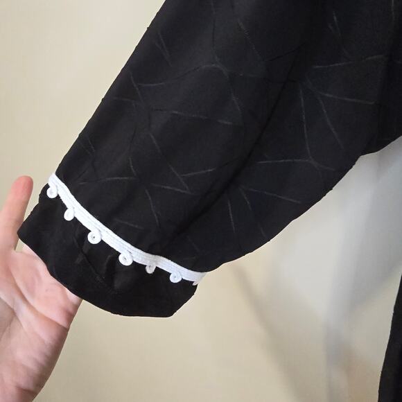 Women's Allison Daley Black Textured V-Neck 3/4 Sleeve Blouse | Size 3X - Picture 5 of 10